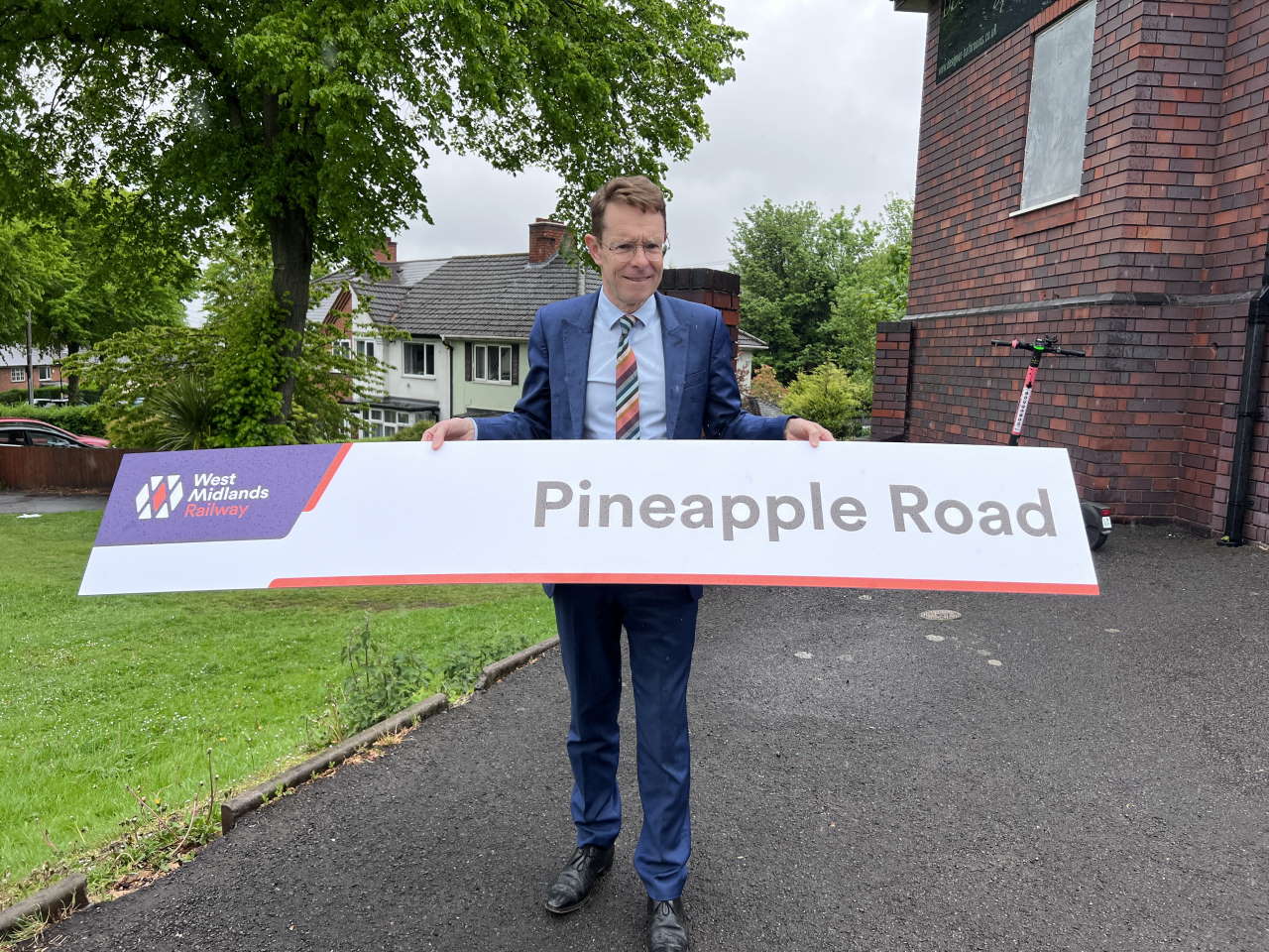 Pineapple Rd