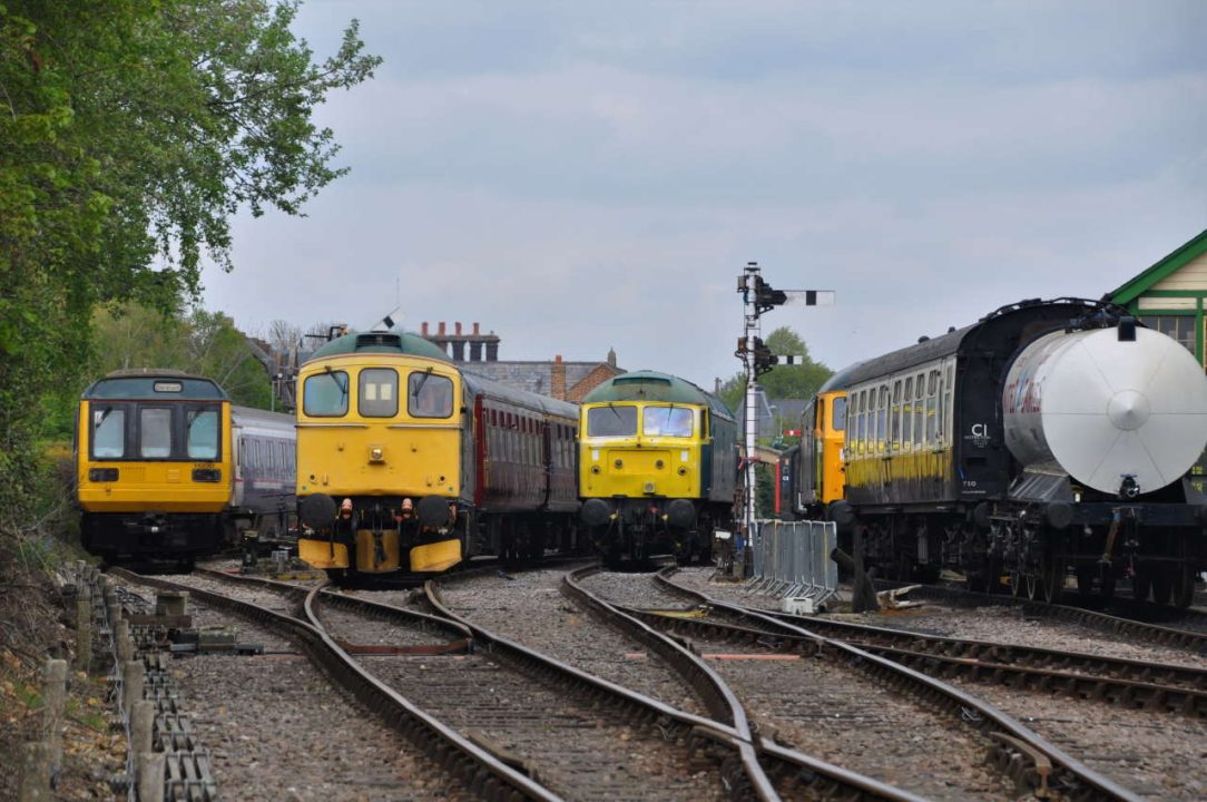 Thuxton bound 33202 departs Dereham May 2022 (002)