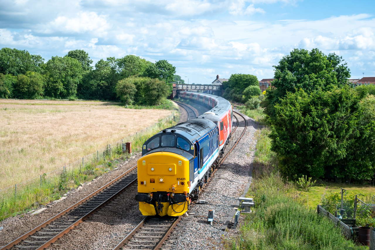 37425 takes an LNER InterCity 225 set to the depot