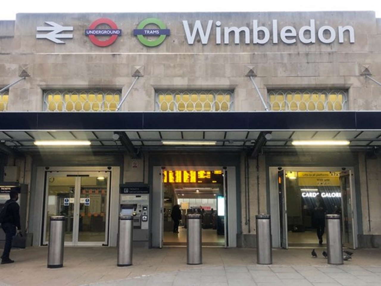 Wimbledon Richmond and Woking benefit from new station signage