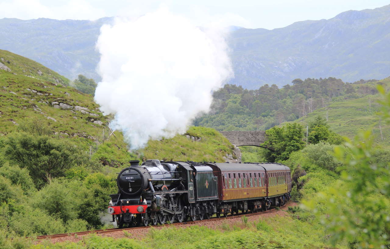 45231 The Sherwood Forester hauling The Jacobite