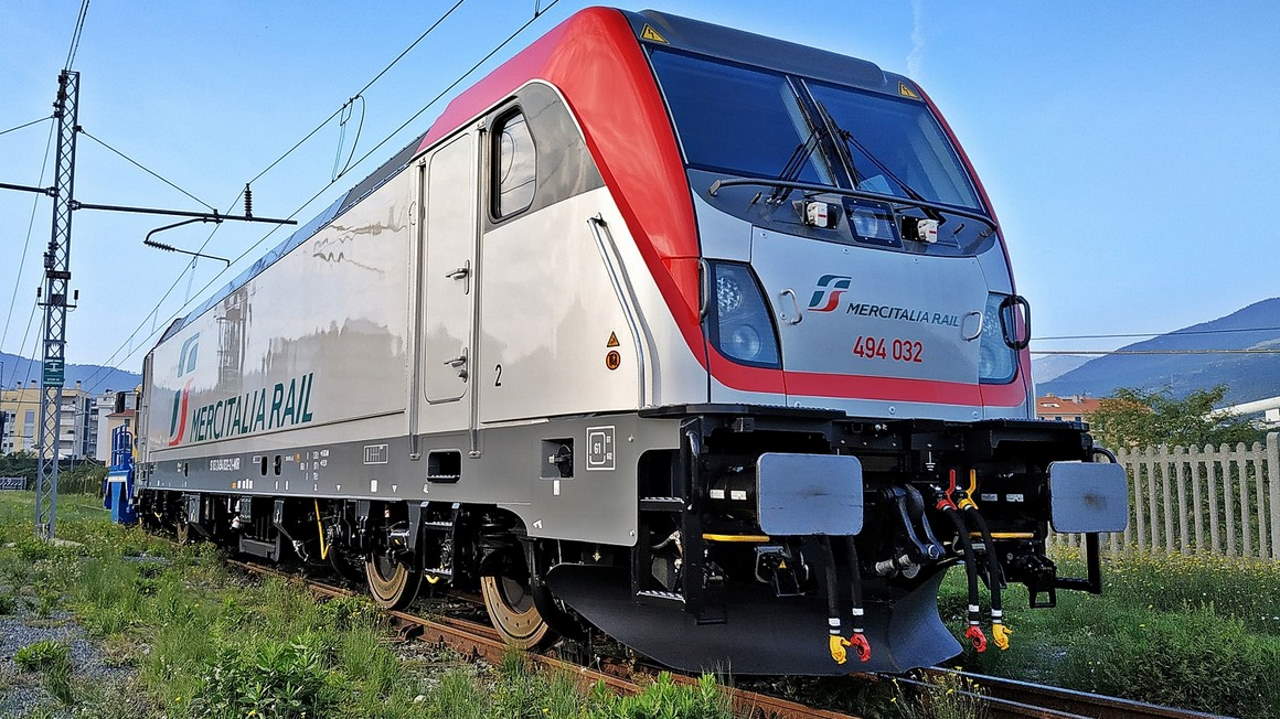 Traxx electric locomotive