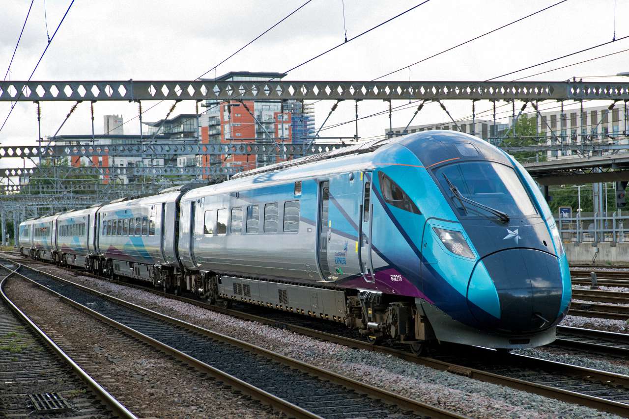 TPE 802216 arrives into Leeds 09 September 2022