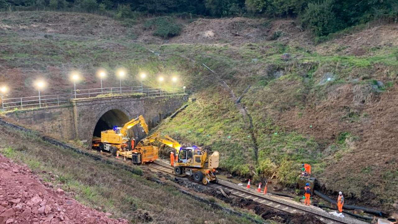 Landslip works at Honiton tunnel