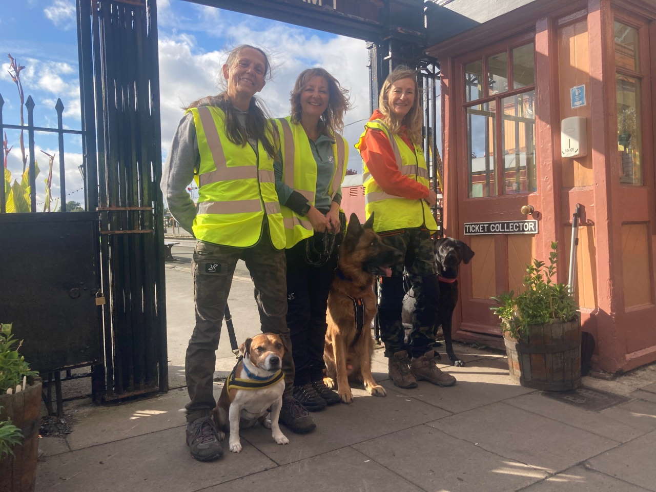 WSSD instructors Natalie Dolton, Gail Voyle and Sandra Raw with Munch, Braith and William at Kidderminster station.