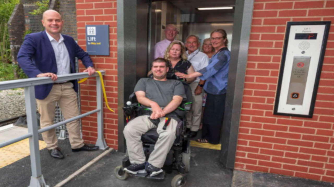 New lift at Birkenhead Park Station