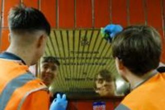 Restoration of a plaque unveiled by the Queen marking Metro’s opening is now complete