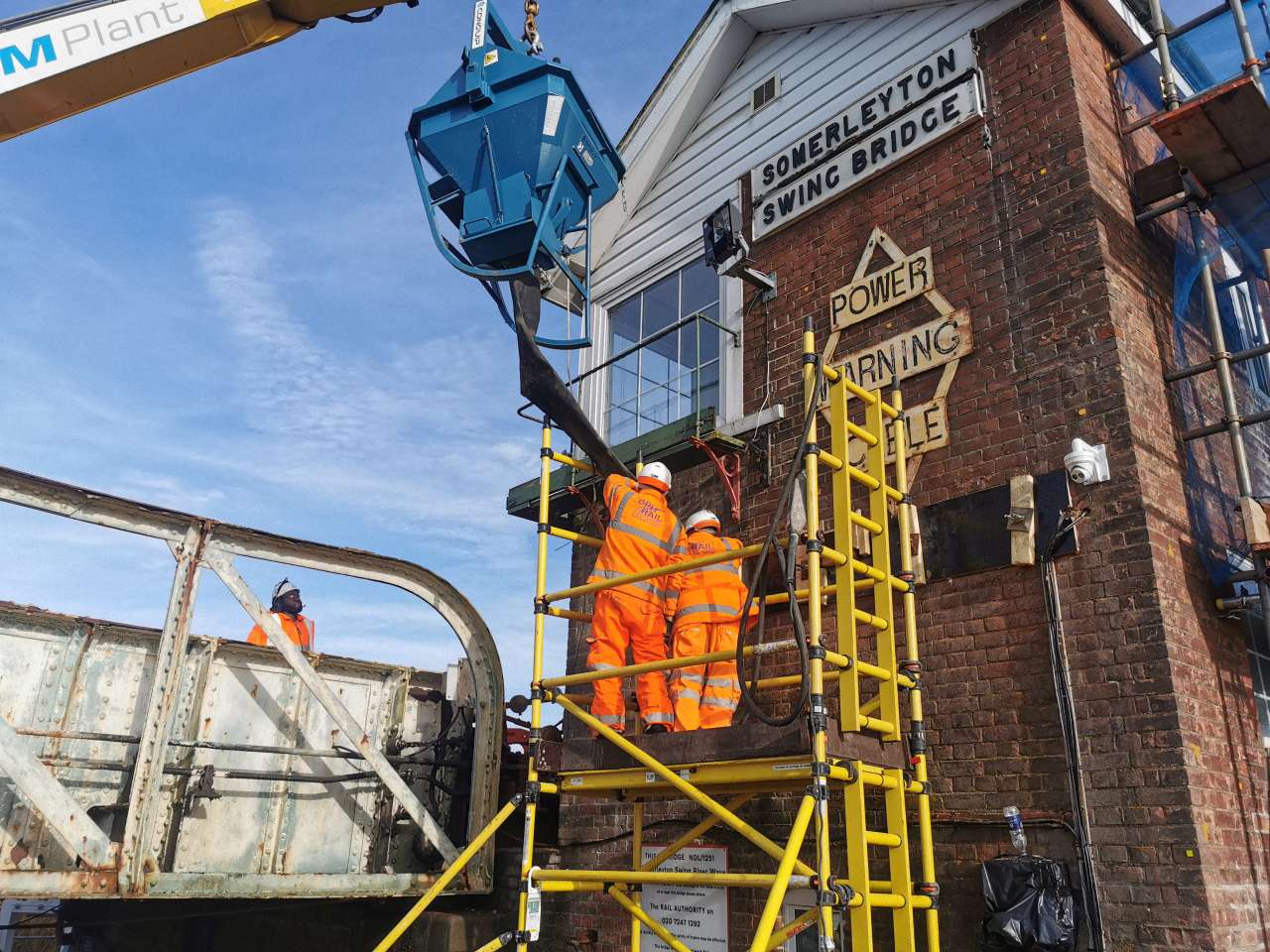 network-rail-completes-first-stage-of-east-anglia-swing-bridge-works