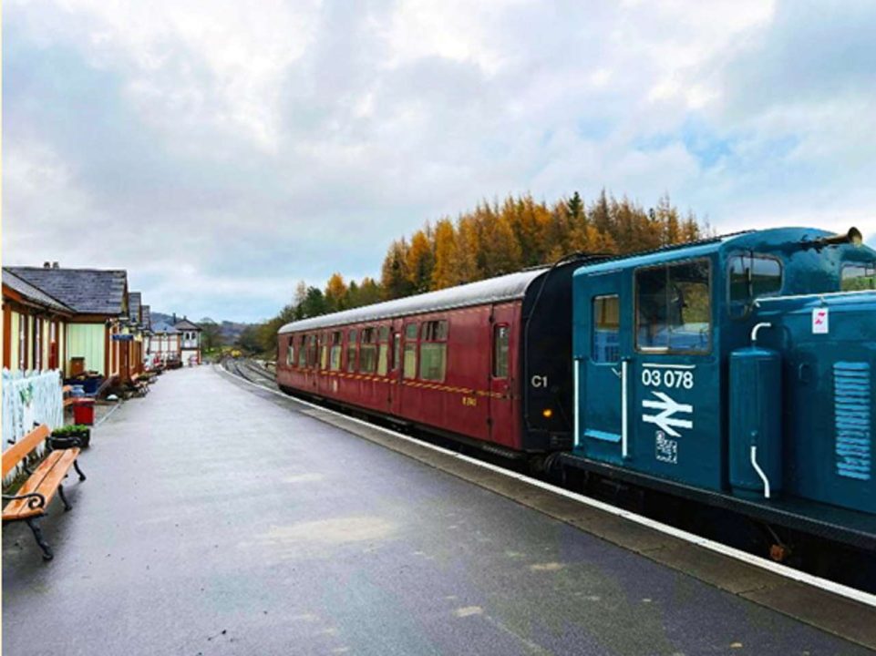 Embsay and Bolton Abbey welcomes new carriage