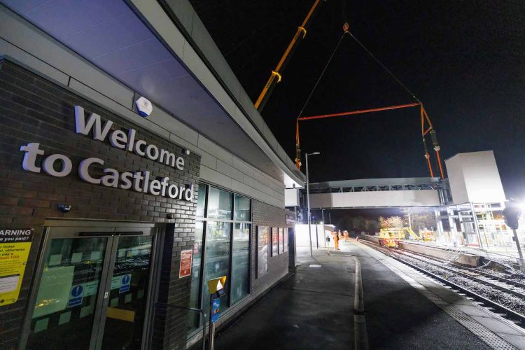 Castleford Stations new footbridge being lifted into place