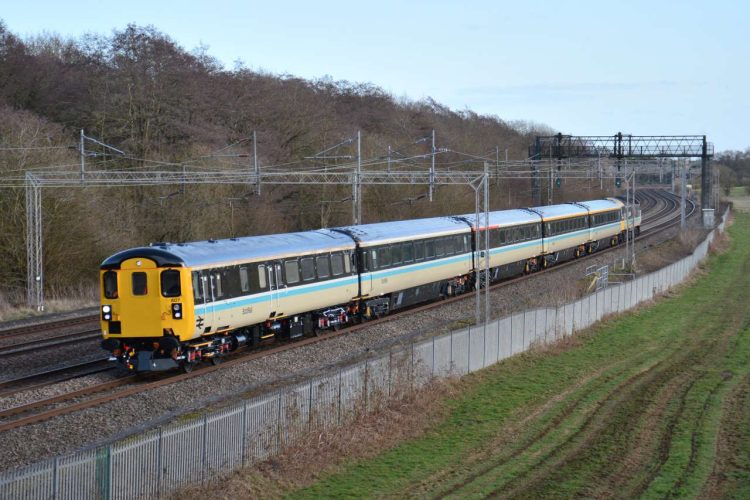 Scotrail-liveried DBSO push-pull set of coaches, with 47712 on the rear.