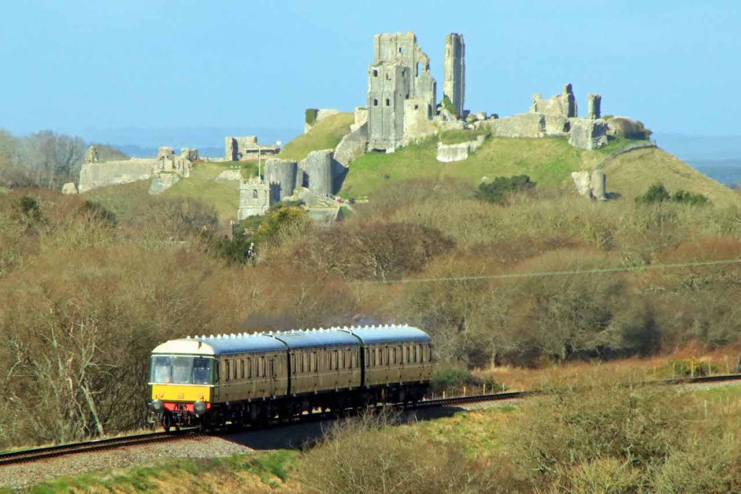 Swanage Railway Class 117 heritage diesel train Corfe Castle