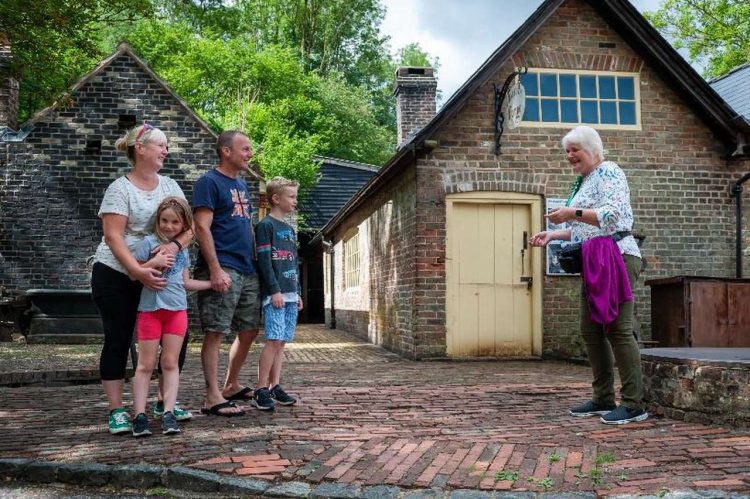 A family enjoying Amberley Museum