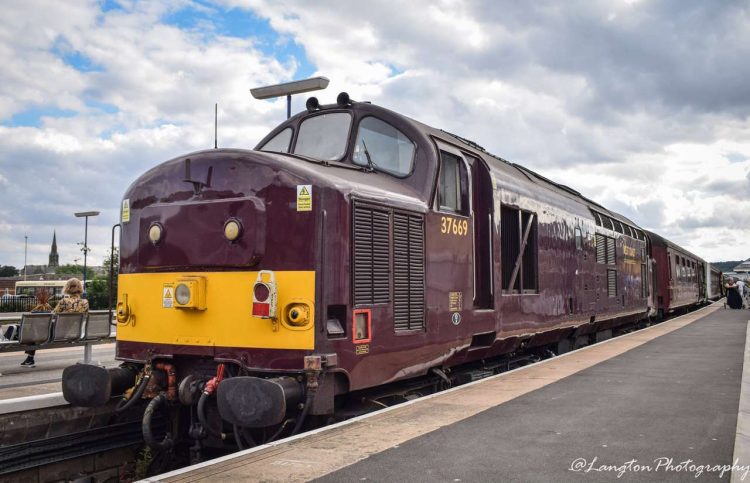 Class 37 at Scarborough