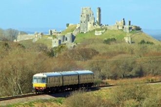 1950s DMU to haul Winter Explorer on Isle of Purbeck trips