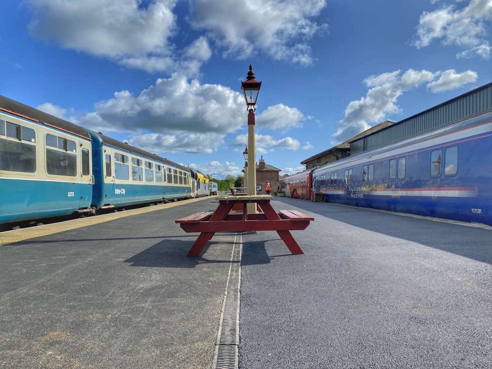 Leeming Bar's new platform surface