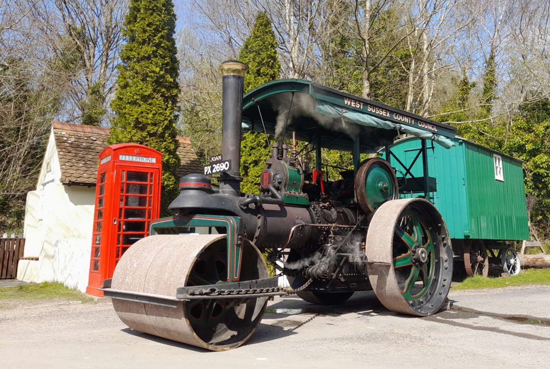 'Joan' Steam Roller