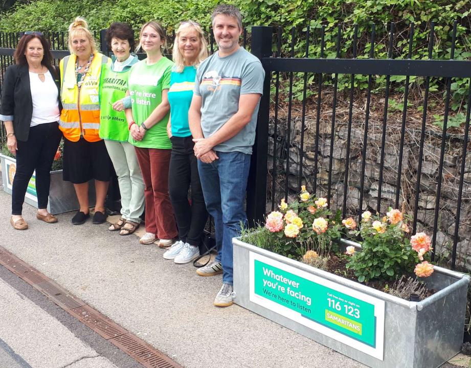 Cheltenham railway station planter