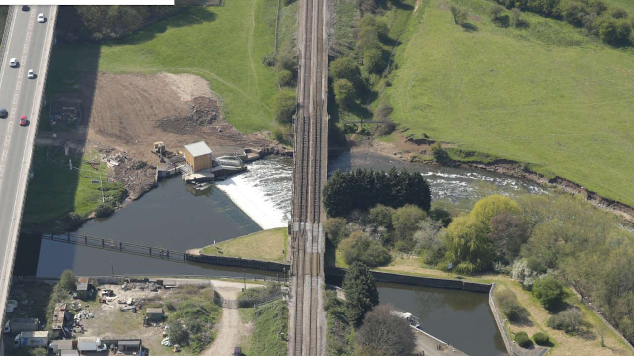 River Devon railway Viaduct in Newark