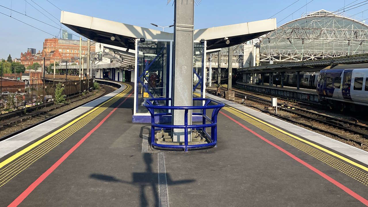 Platforms 13 and 14 completed platform improvements