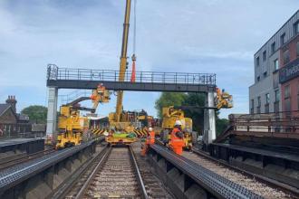 Upgraded signalling in South London reduces train delays cut by half