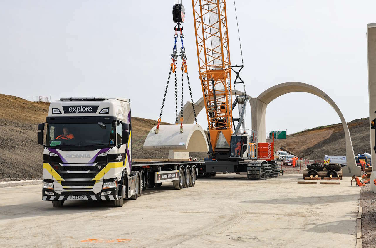 Roof segment being delivered for the Greatworth green tunnel