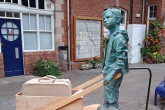 Northern unveils scale models of sculpture for Yorkshire station