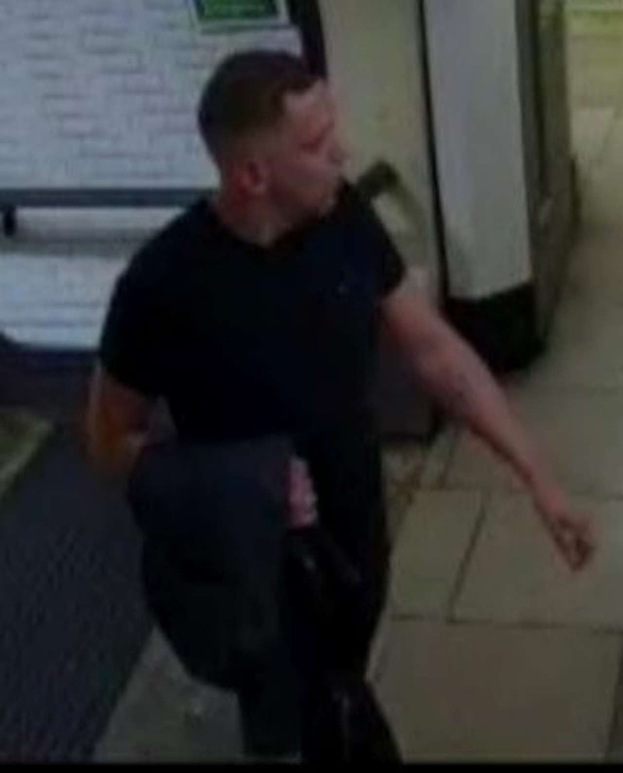 Kennington tube station incident CCTV