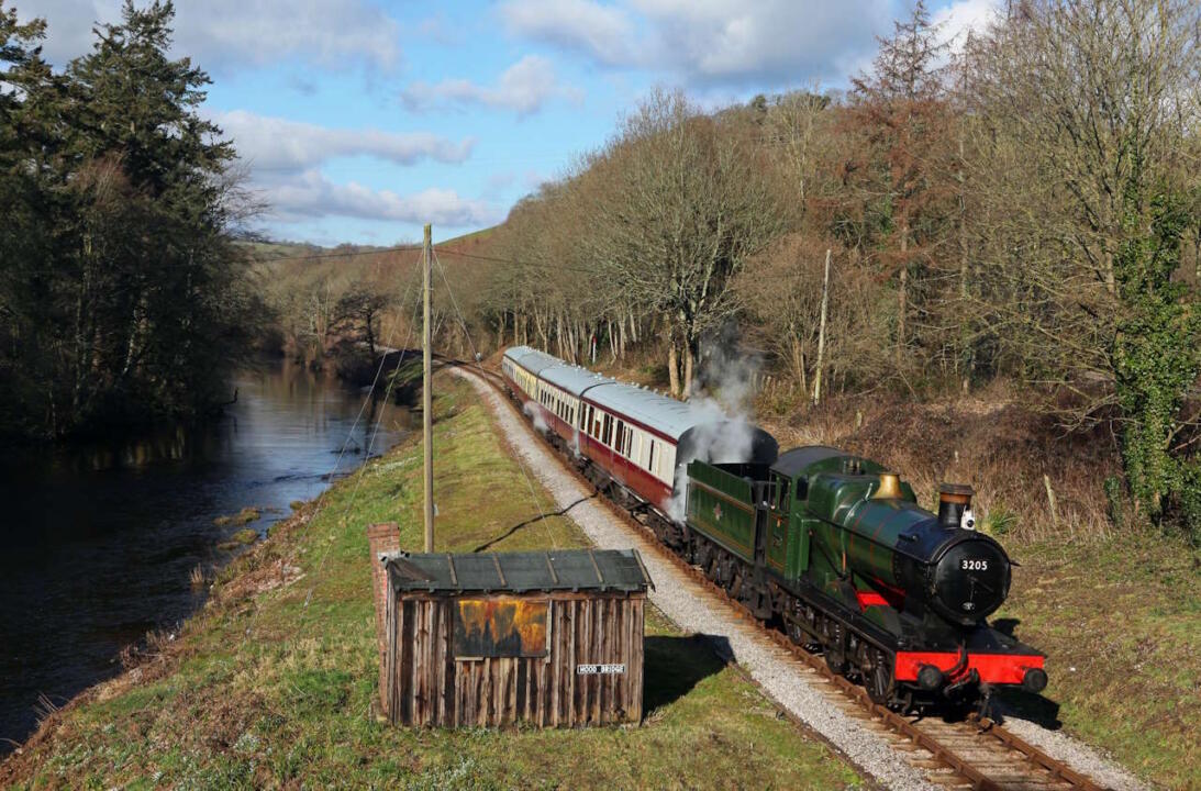 3205 at Hood Bridge