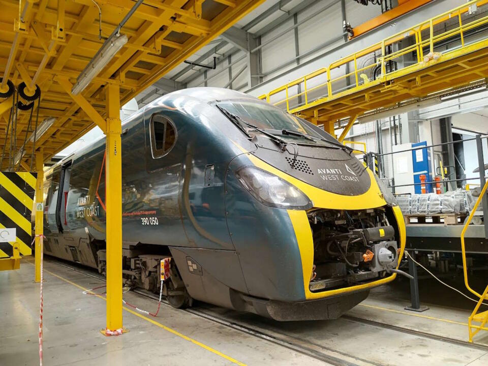 390050 inside Widnes