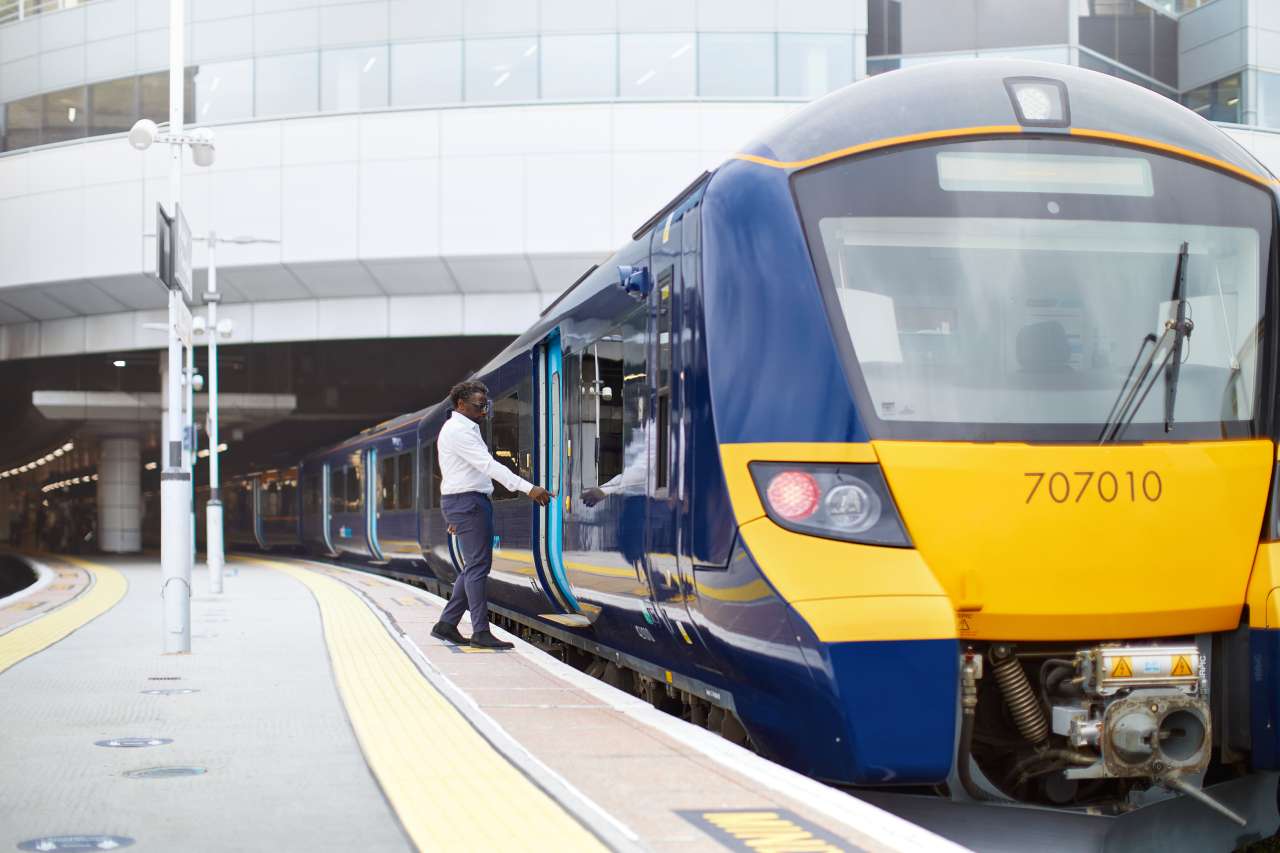 Class 707 Cannon Street