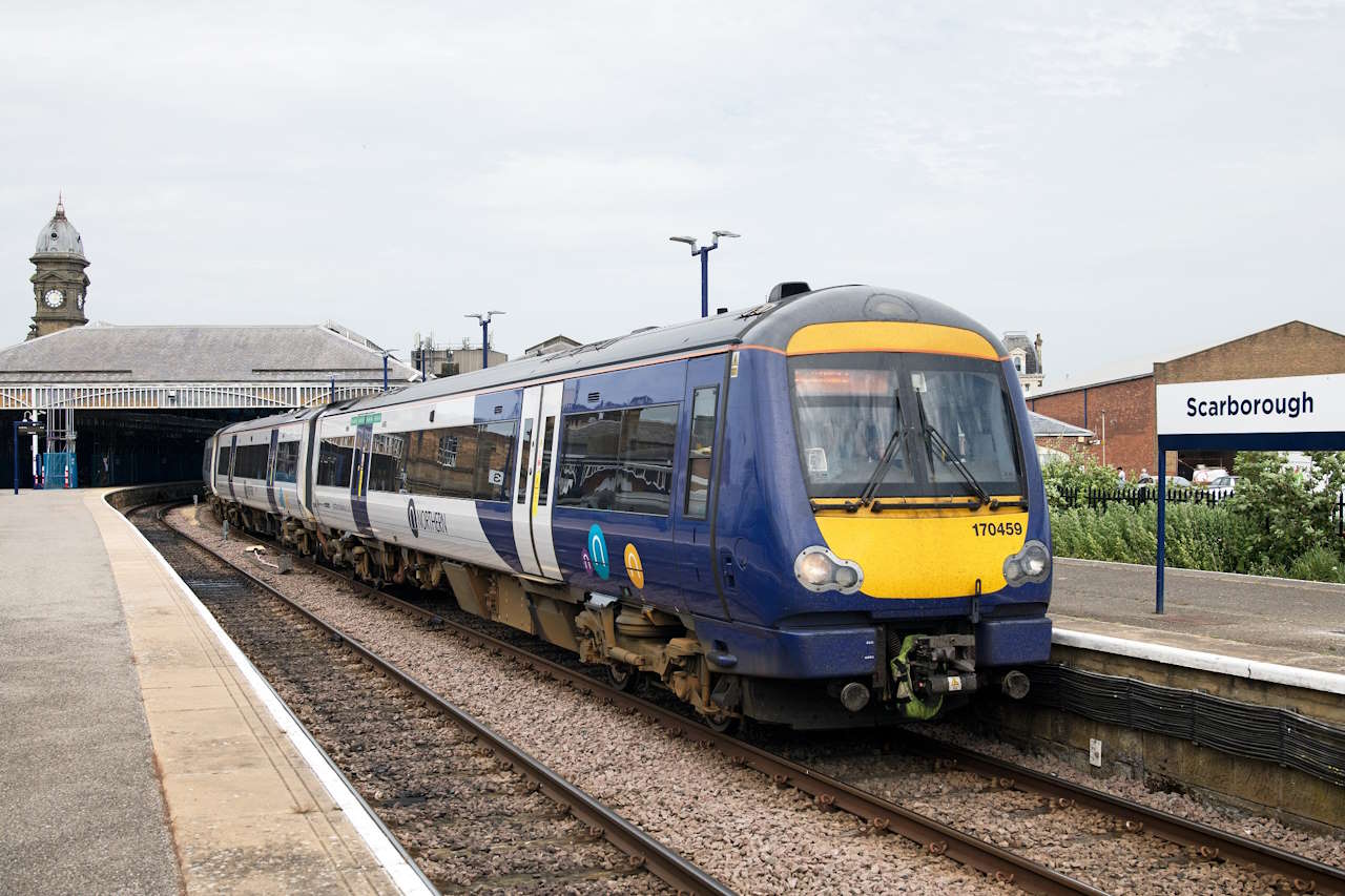 Northern Train - Scarborough 170622