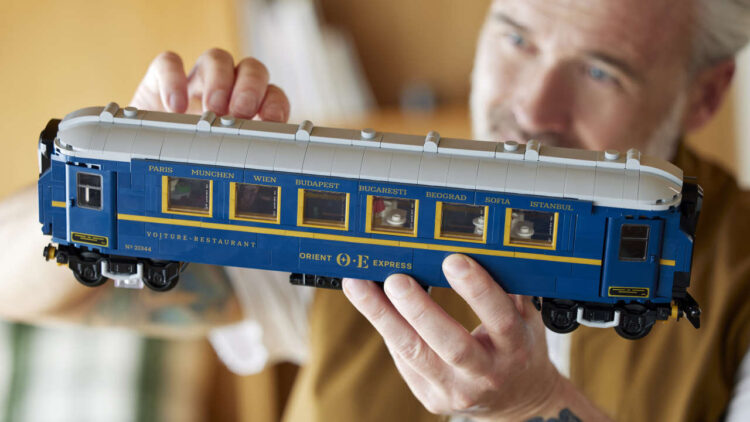 LEGO Orient Express Train reveal & thoughts! 2540 pieces, out Dec. 1