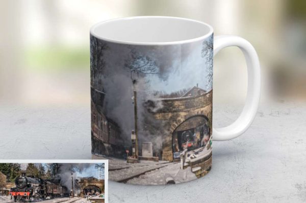 45690 Leander Steam Train Mug