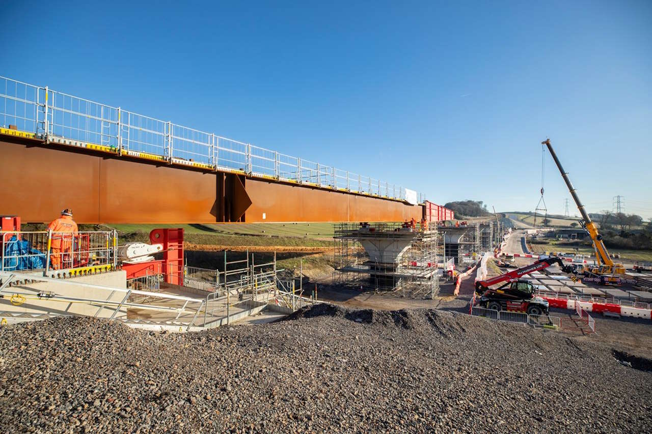 HS2 begins epic year-long, half-kilometre viaduct deck slide: Wendover Dean deck being pushed into position 10.01.24