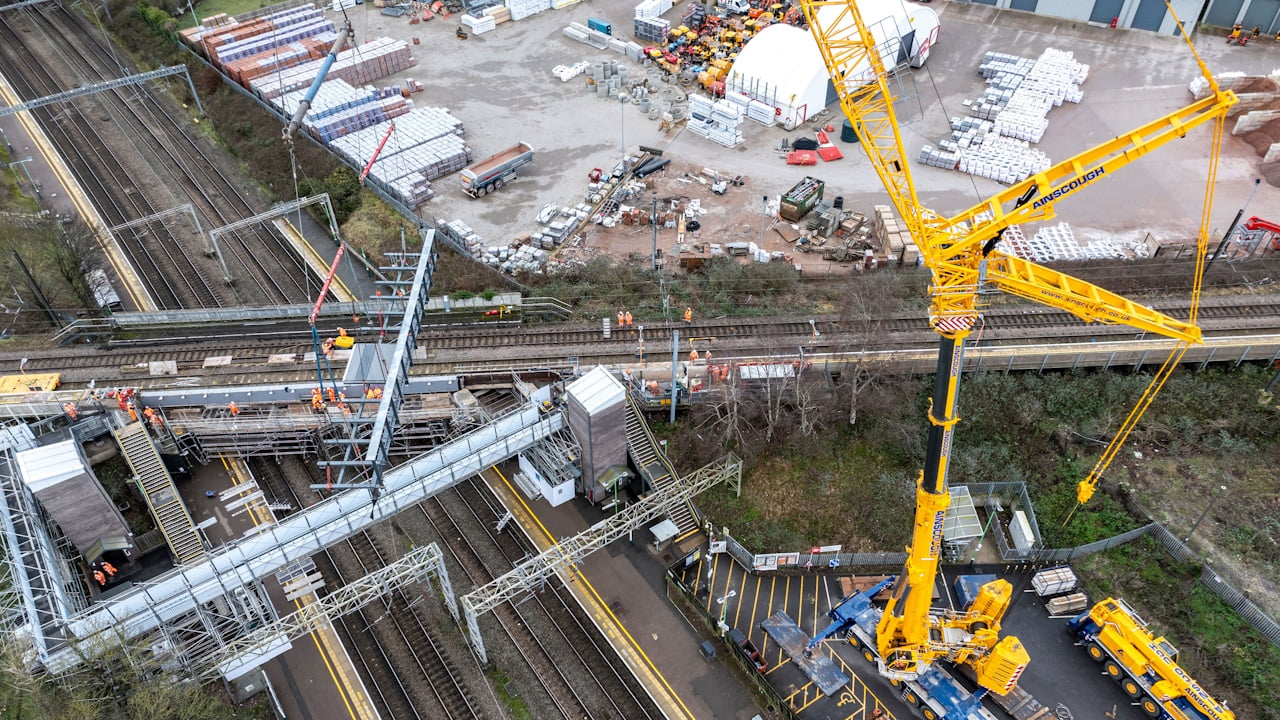 Lichfield Trent Valley platform 3 aerial view