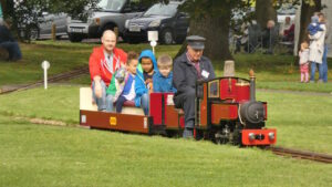 Sophie B on the Thompson Park Railway