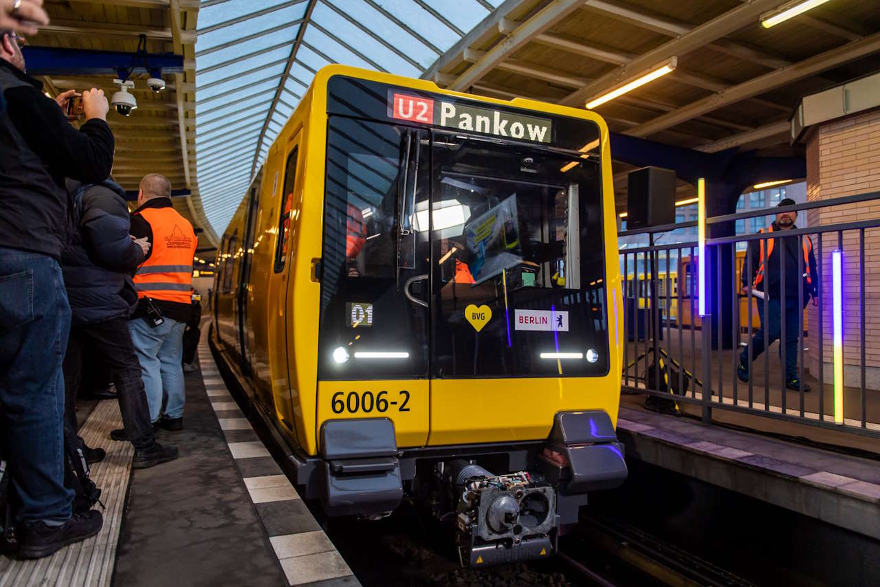 6006-2 to Pankow Berlin