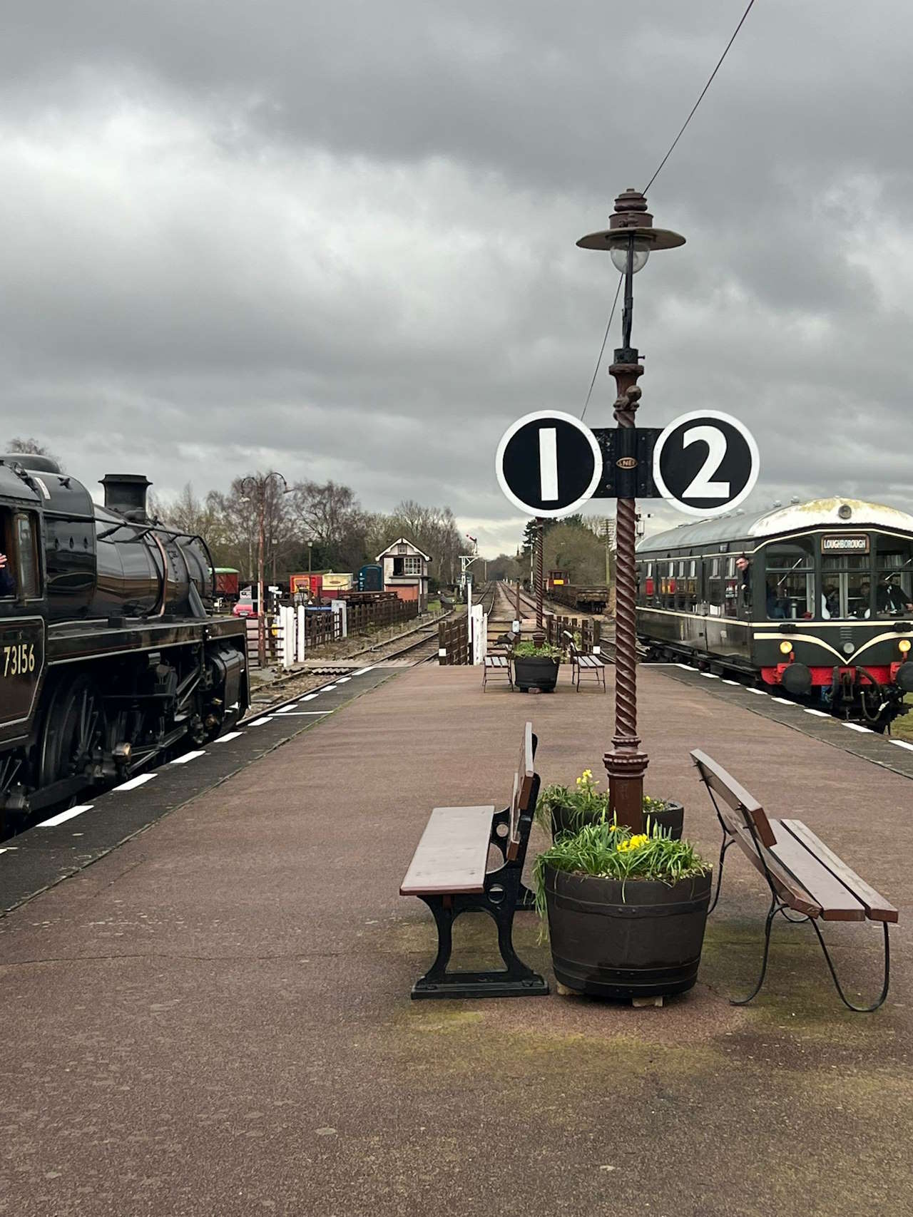 Loco 73256 and DMU Quorn