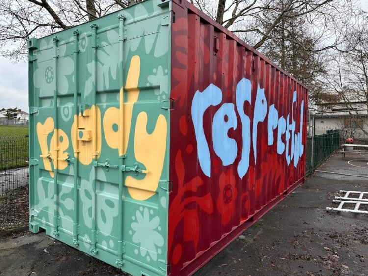 Keir Hardie Memorial Primary School artwork on storage container