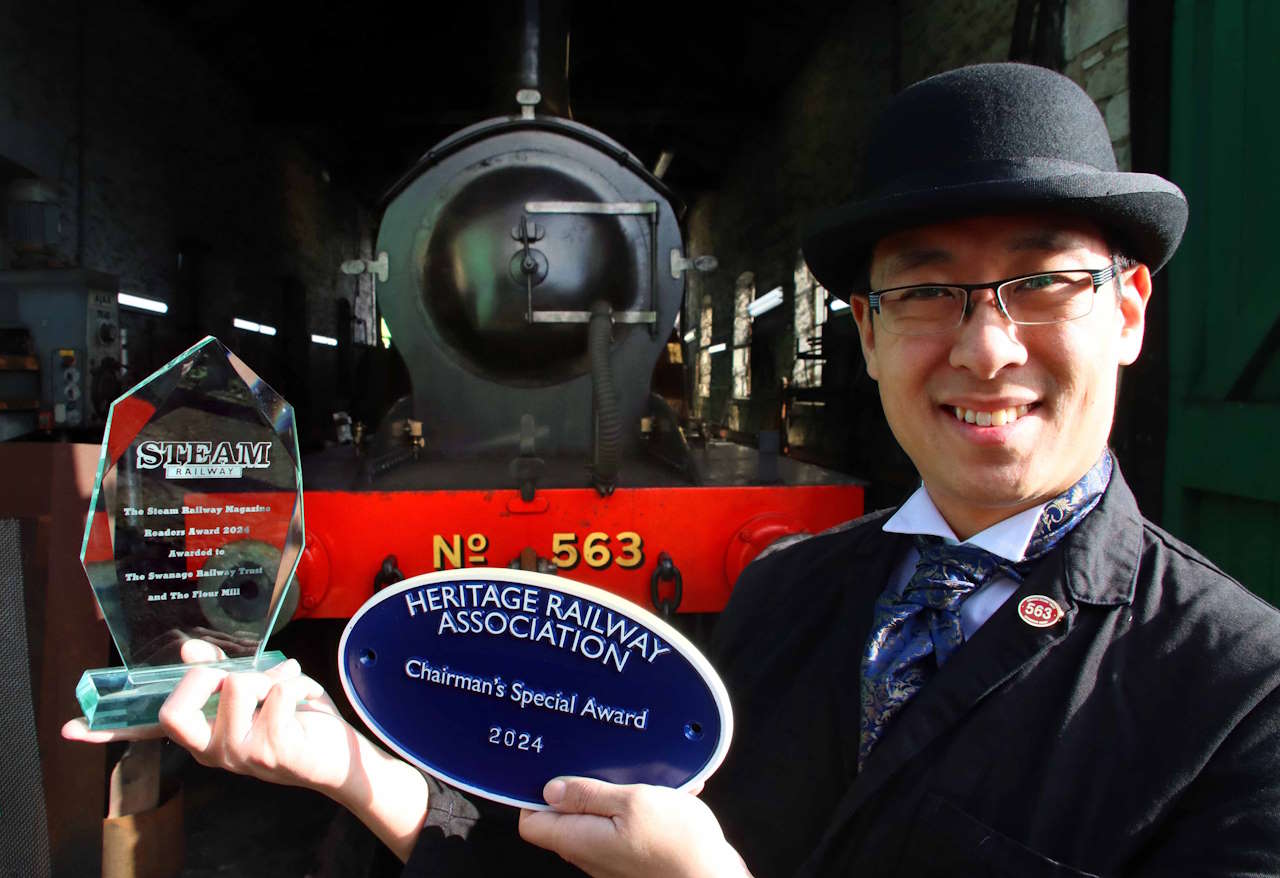 Nathan Au with T3 HRA awards Swanage Sunday 11 February 2024