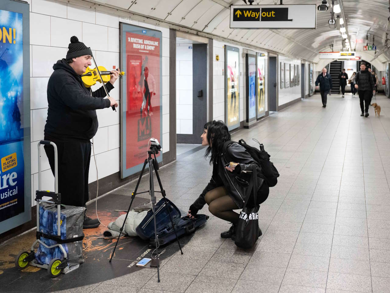 Busker Dmitri van Zwanenberg