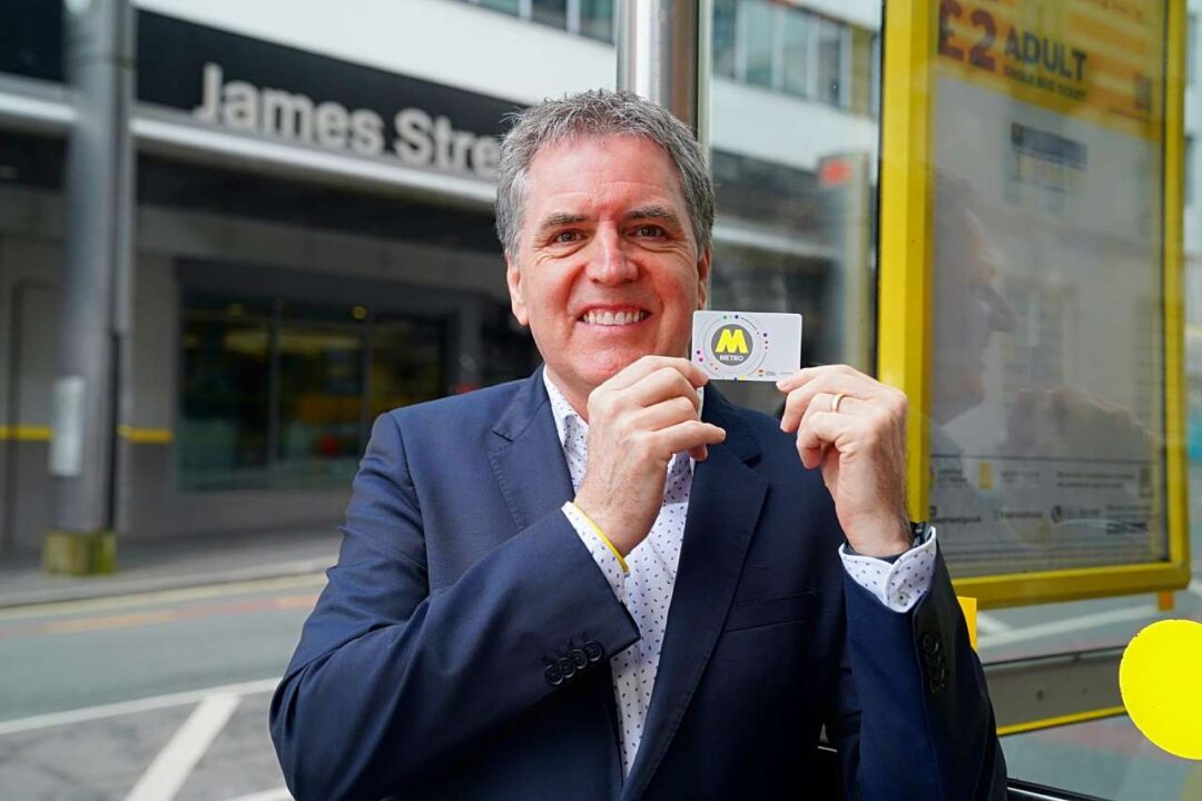 Steve Rotheram Mayor of Liverpool City, with new MetroCard - Liverpool City Region