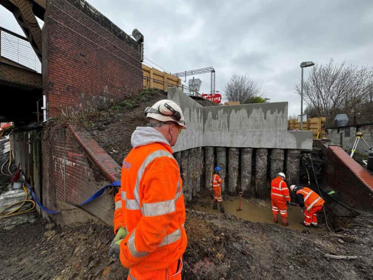 Anniesland AfA Lift tower foundation progress - Network Rail