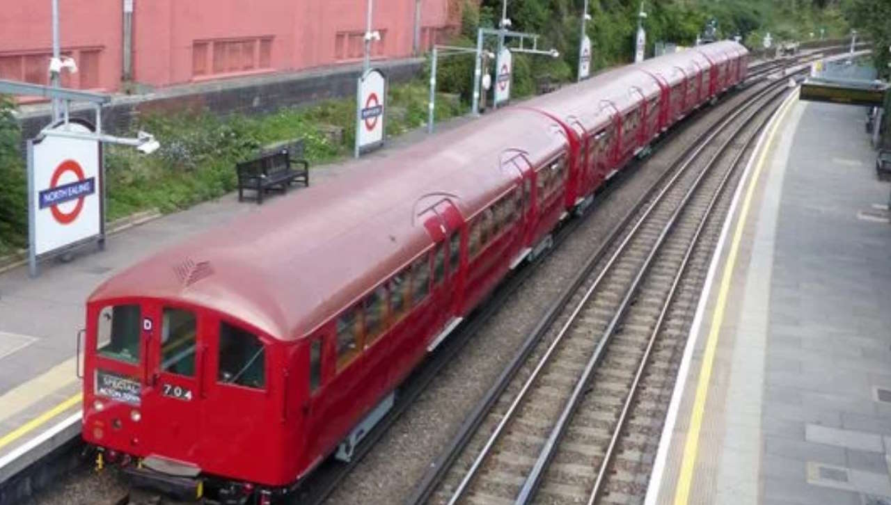 heritage train journeys london