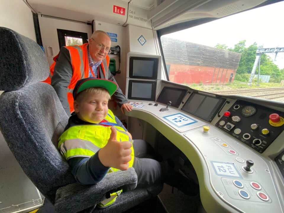 Alfie joins the platform team at Luton Airport Parkway - Govia Thameslink Railway