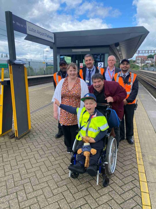 Alfie joins the platform team at Luton Airport Parkway - Govia Thameslink Railway