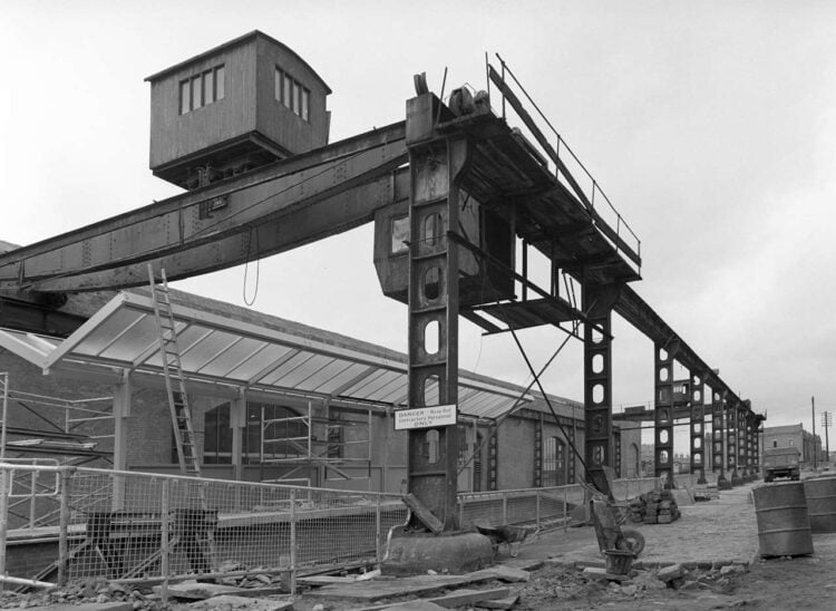 Overhead crane outside the goods shed, Liverpool Road Station, 1982. // Credit: Drew Forsyth