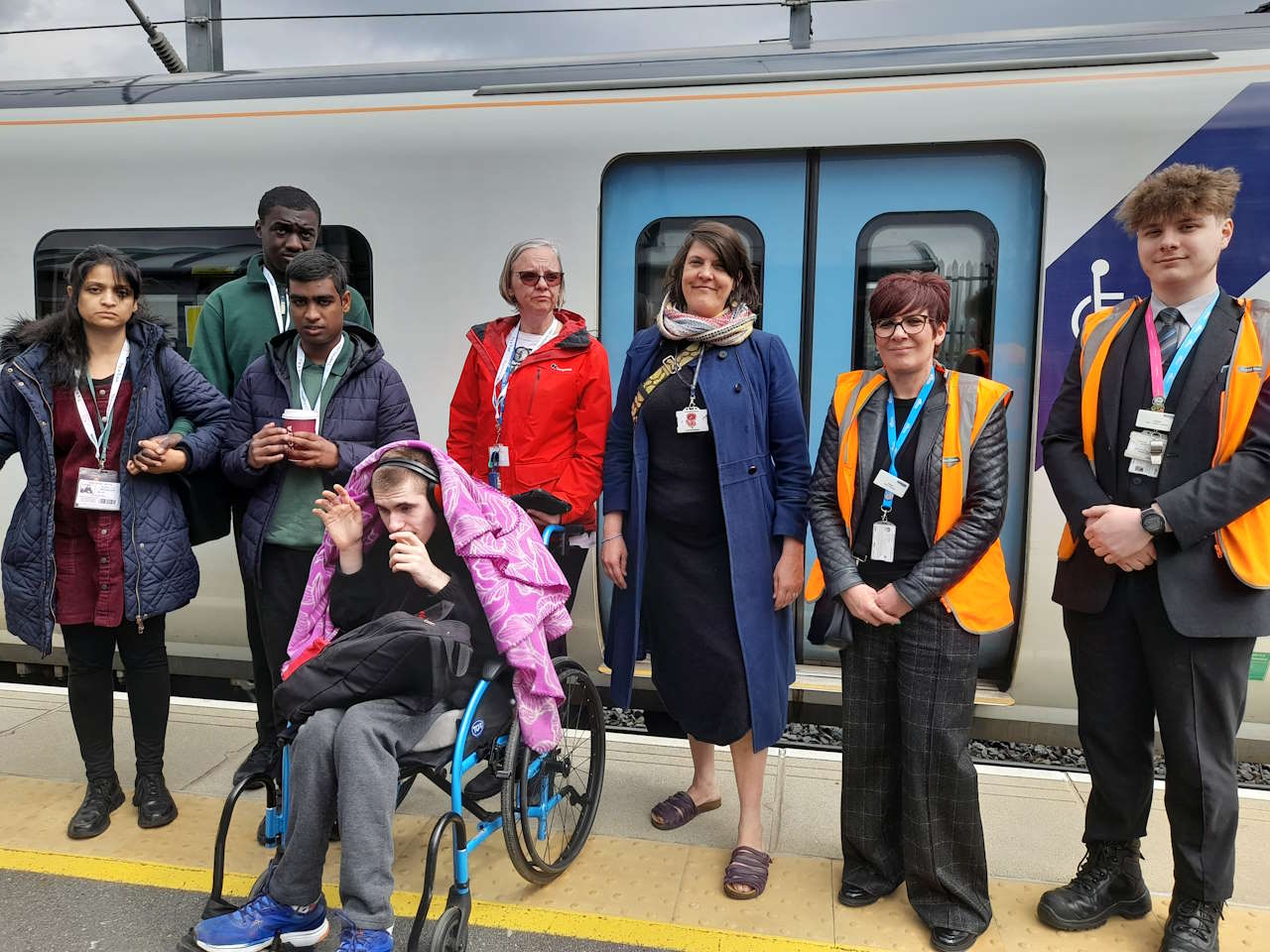 rail staff travel thameslink