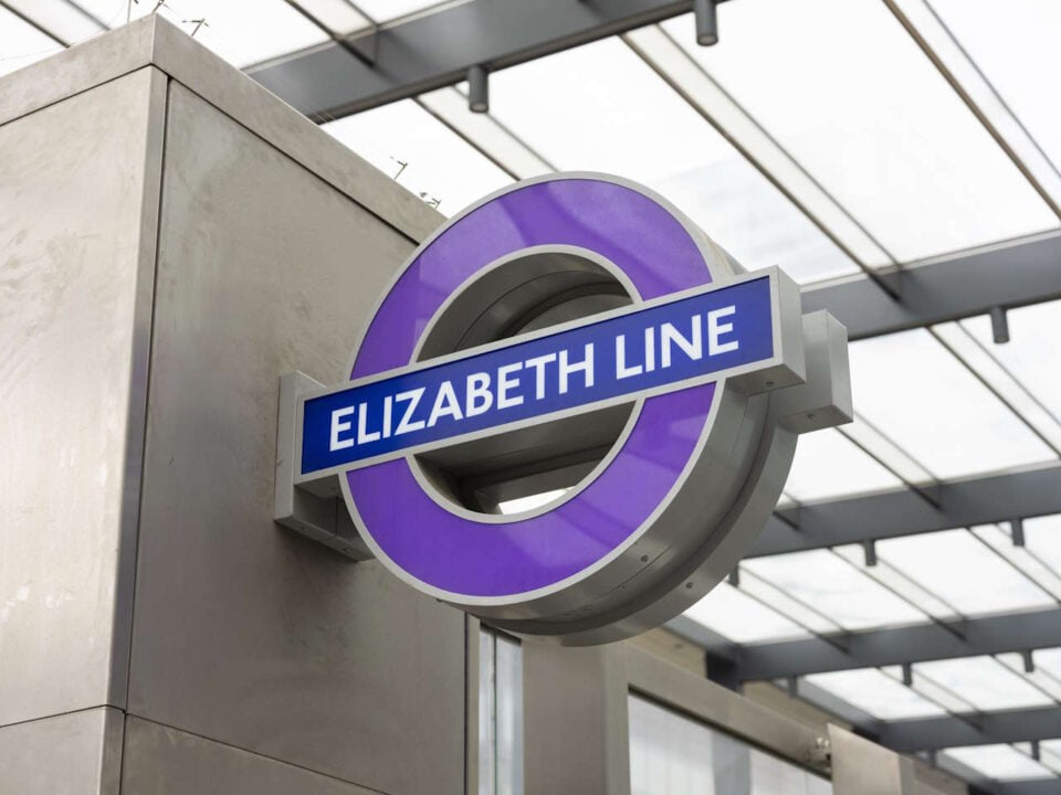 Close up of an Elizabeth line roundel at Paddington station. // Credit: Transport for London